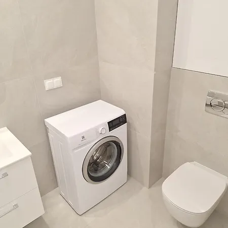 Classic - Prywatny Parking, Blisko Szpital Arkonska I Strzalowska アパート