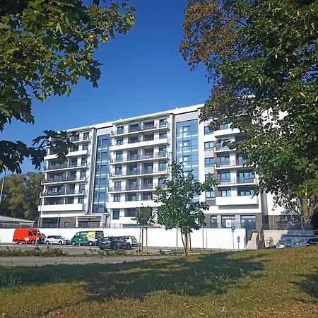 Classic - Prywatny Parking, Blisko Szpital Arkonska I Strzalowska Apartment
