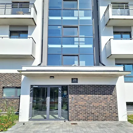 Classic - Prywatny Parking, Blisko Szpital Arkonska I Strzalowska Apartman