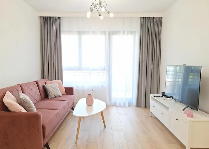 Apartment Classic - Prywatny Parking, Blisko Szpital Arkonska I Strzalowska Stettin