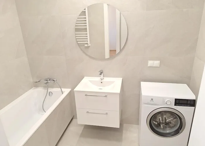 Classic - Prywatny Parking, Blisko Szpital Arkonska I Strzalowska Stettin