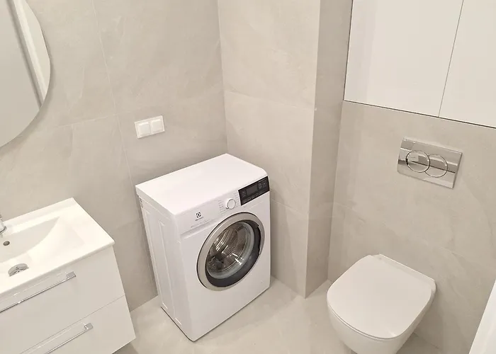 Classic - Prywatny Parking, Blisko Szpital Arkonska I Strzalowska Apartment